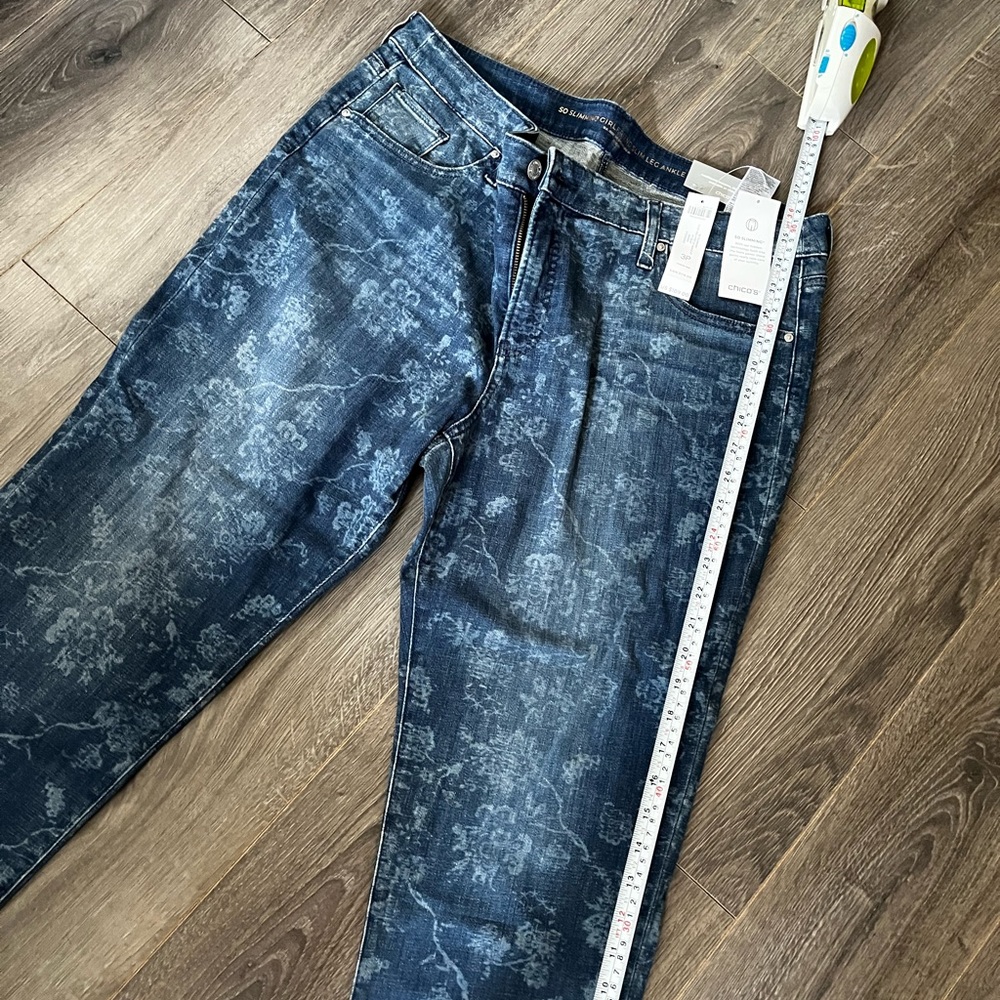 So slimming Chicos dark blue denim flowered NWT